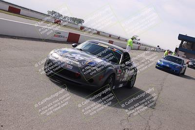 media/Oct-25-2025-CalClub SCCA (Sat) [[34c778dfbe]]/Around the Pits/